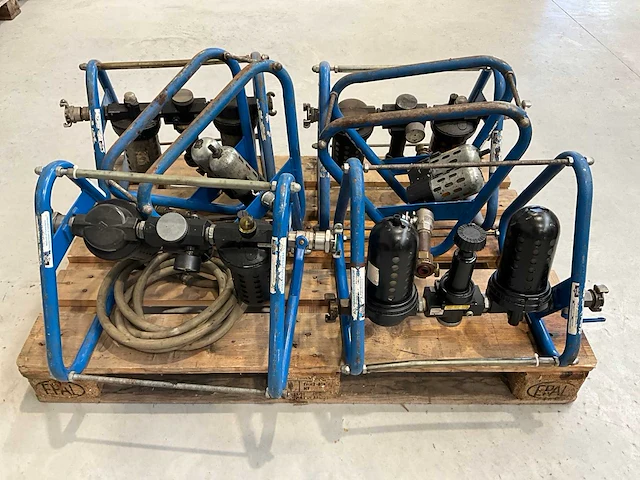 Diverse persluchtfilters (6x) - afbeelding 1 van  11