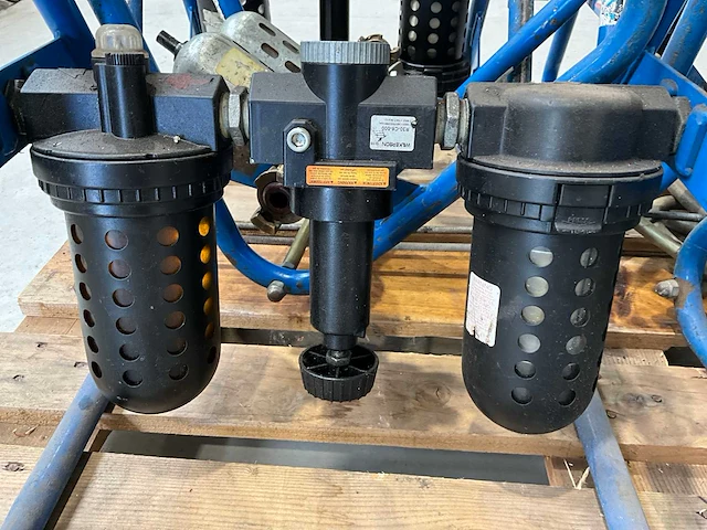 Diverse persluchtfilters (6x) - afbeelding 8 van  11