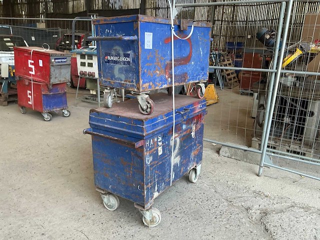 Diverse plaatstalen mobiele materiaalkoffer (2x) - afbeelding 2 van  3