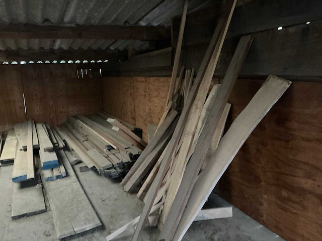 Diverse planken en balken - afbeelding 7 van  7