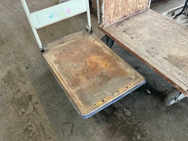 Diverse plateaukarren (2x) - afbeelding 2 van  4