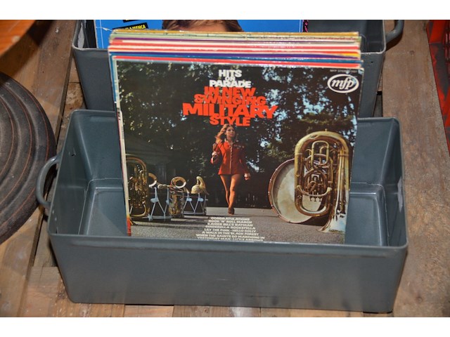 Diverse platen - afbeelding 1 van  3