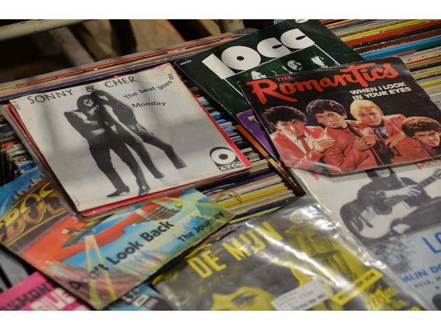 Diverse platen - afbeelding 15 van  20