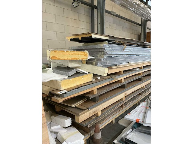 Diverse plexi platen stacbond (42x) - afbeelding 2 van  7