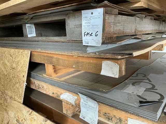 Diverse plexi platen stacbond - afbeelding 3 van  12