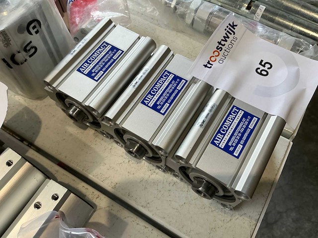 Diverse pneumatische cilinders (7x) - afbeelding 2 van  2
