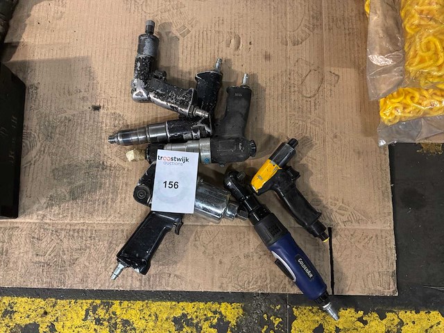 Diverse pneumatische gereedschap (6x) - afbeelding 1 van  1