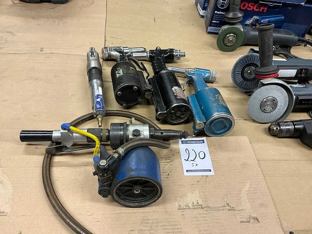 Diverse pneumatische gereedschappen (5x) - afbeelding 1 van  3