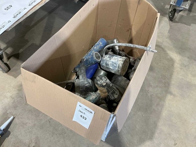 Diverse pneumatische machines (8x) - afbeelding 1 van  6