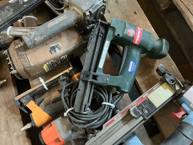 Diverse pneumatische tackers (12x) - afbeelding 7 van  11