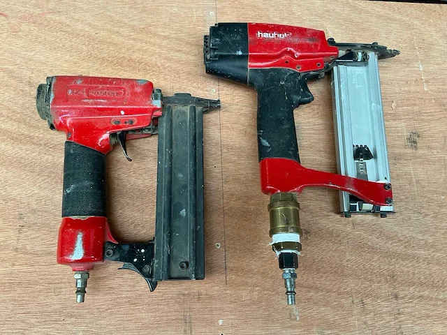 Diverse pneumatische tackers (2x) - afbeelding 2 van  2