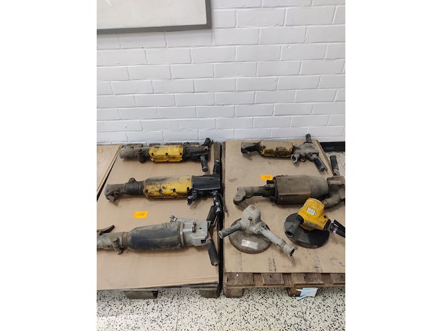 Diverse pneumatische toestellen - afbeelding 1 van  3