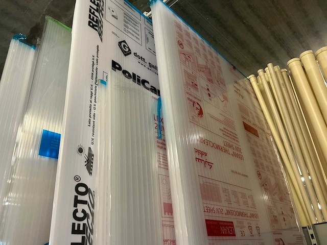 Diverse polycarbonaatplaten (55x) - afbeelding 3 van  6