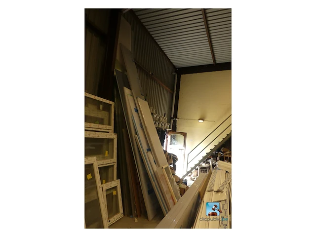 Diverse polycarbonaatplaten - afbeelding 1 van  8