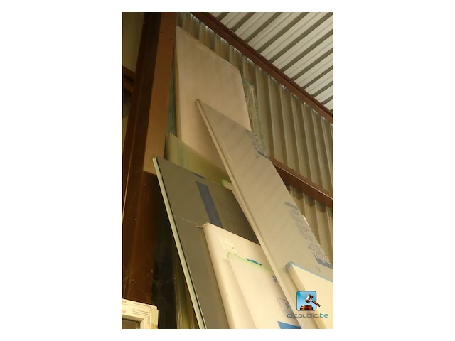 Diverse polycarbonaatplaten - afbeelding 2 van  8