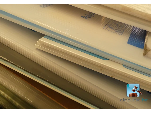 Diverse polycarbonaatplaten - afbeelding 3 van  8