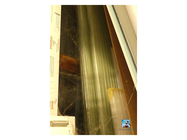 Diverse polycarbonaatplaten - afbeelding 4 van  8
