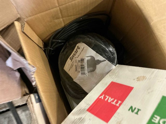 Diverse pompbenodigdheden - afbeelding 9 van  9