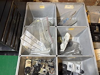 Diverse porsche parts - afbeelding 3 van  4