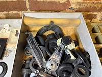 Diverse porsche parts - afbeelding 2 van  2