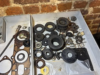 Diverse porsche parts - afbeelding 2 van  2