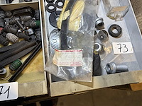 Diverse porsche parts - afbeelding 1 van  3