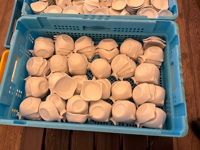 Diverse porseleinen schoteltjes - afbeelding 2 van  6