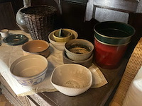 Diverse potten en kommen - afbeelding 2 van  3