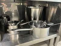 Diverse potten en pannen (18x) - afbeelding 4 van  6