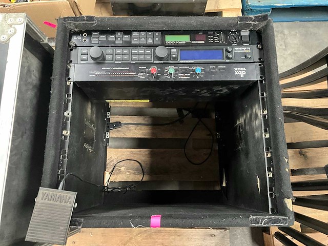 Diverse pro audio-apparatuur - afbeelding 6 van  10