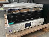 Diverse pro audio-apparatuur - afbeelding 16 van  16