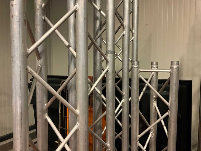 Diverse prolyte x30d trussen (4x) - afbeelding 1 van  2