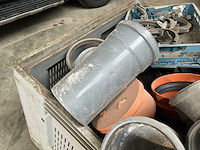 Diverse pvc bochten en koppelstukken + klemkoppelingen - afbeelding 4 van  10