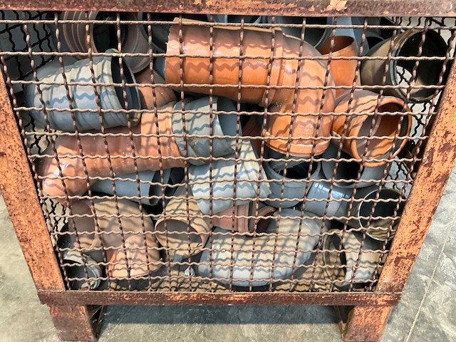 Diverse pvc bochten en koppelstukken - afbeelding 2 van  12