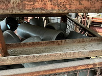 Diverse pvc bochten en koppelstukken - afbeelding 12 van  12