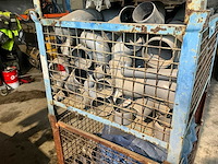 Diverse pvc bochten en koppelstukken - afbeelding 4 van  16