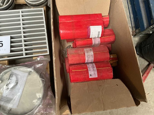 Diverse pvc brandmoffen - afbeelding 4 van  8