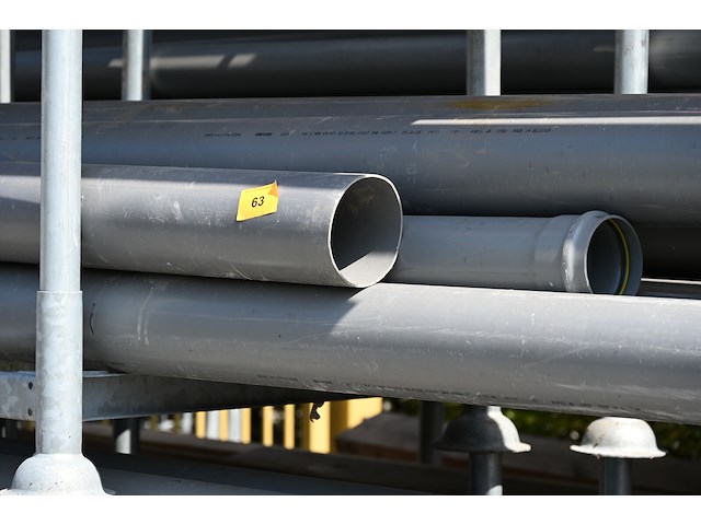 Diverse pvc buizen - afbeelding 1 van  4