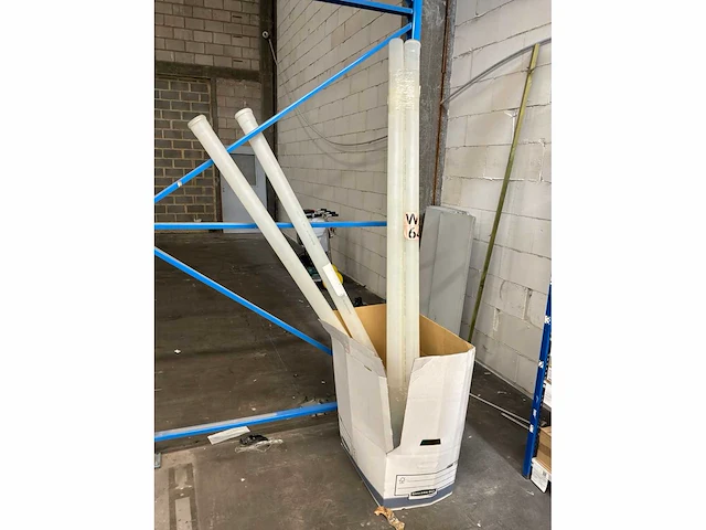 Diverse pvc en metalen buizen (47x) - afbeelding 5 van  15