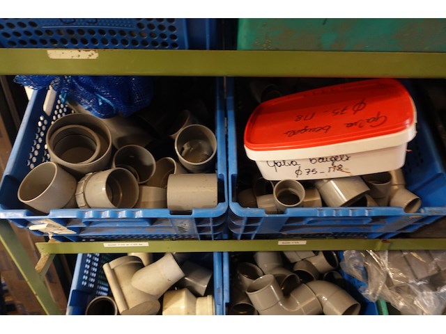 Diverse pvc koppelstukken + rek - afbeelding 6 van  12