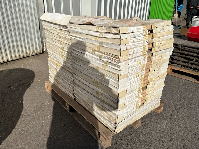 Diverse pvc-randbanding voor kantenlijmer - afbeelding 1 van  4