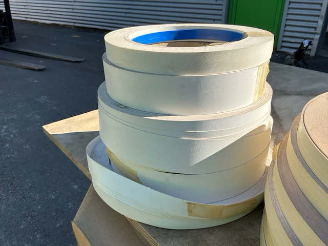 Diverse pvc-randbanding voor kantenlijmer - afbeelding 3 van  4