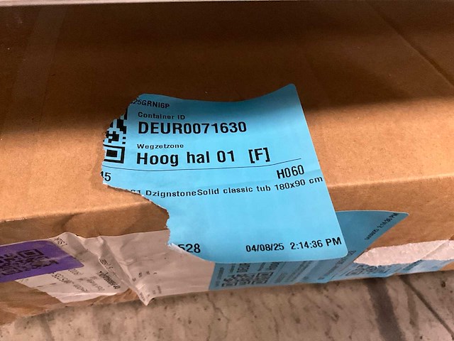 Diverse radiator en douchebak (3x) - afbeelding 3 van  3