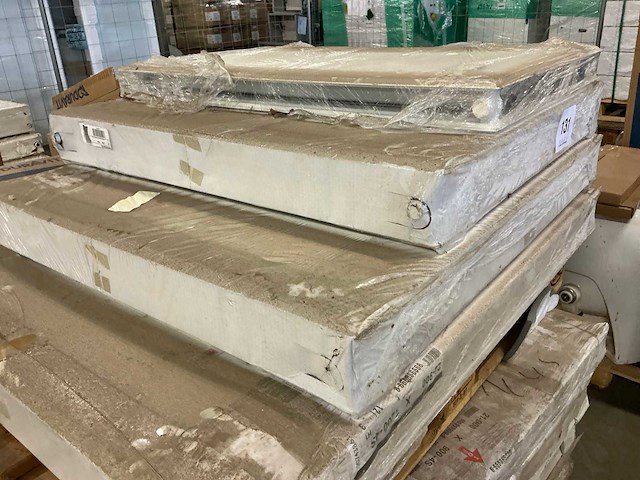 Diverse radiatoren (10x) - afbeelding 5 van  11