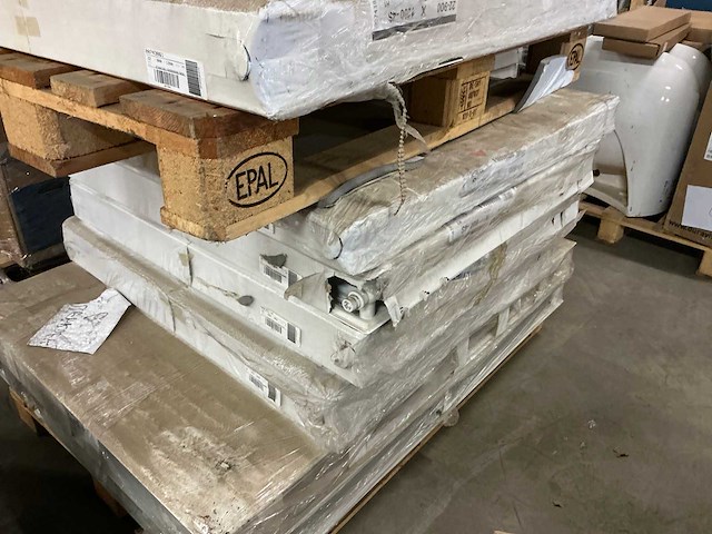 Diverse radiatoren (10x) - afbeelding 9 van  11