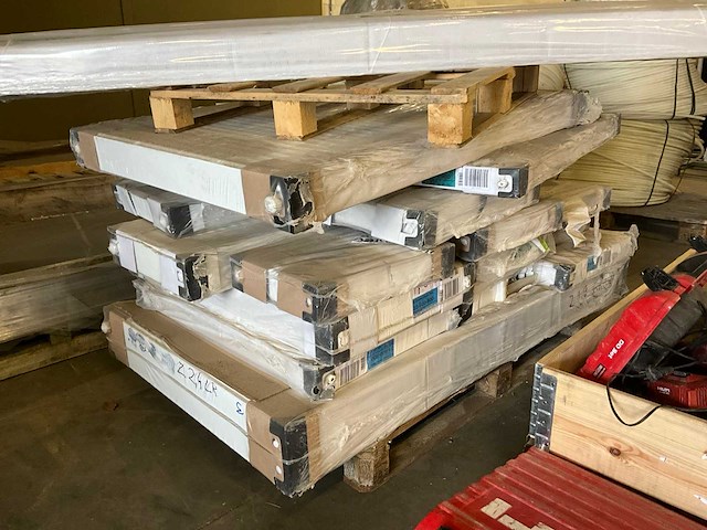 Diverse radiatoren (15x) - afbeelding 1 van  12