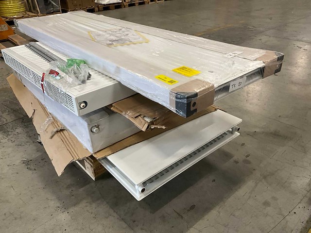 Diverse radiatoren (5x) - afbeelding 7 van  11