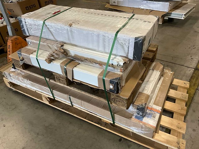 Diverse radiatoren (5x) - afbeelding 10 van  14