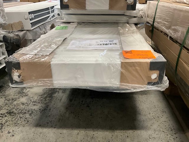 Diverse radiatoren (6x) - afbeelding 2 van  12