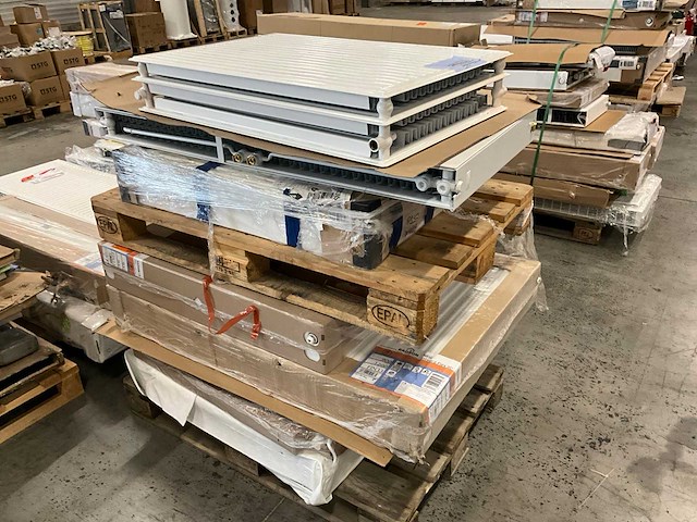 Diverse radiatoren (7x) - afbeelding 1 van  14